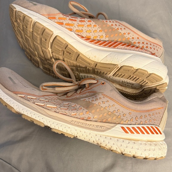 Women's Brooks Adrenaline 21 Athletic Sneakers - Gray and Copper - Picture 6 of 9